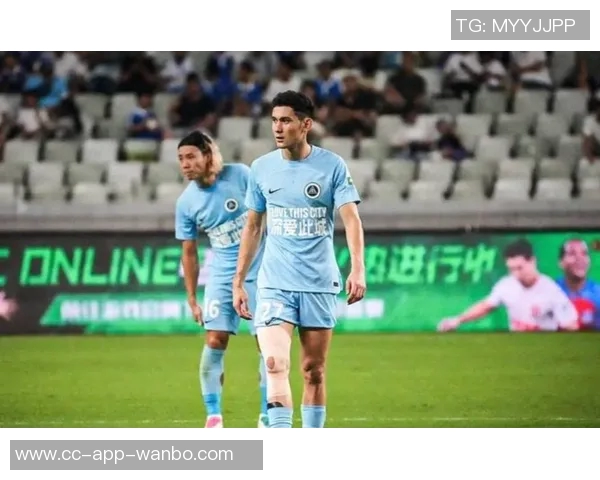 海港冬训启程博主安永佳岳鑫张源卢永涛刘祝润同行迪拜探秘